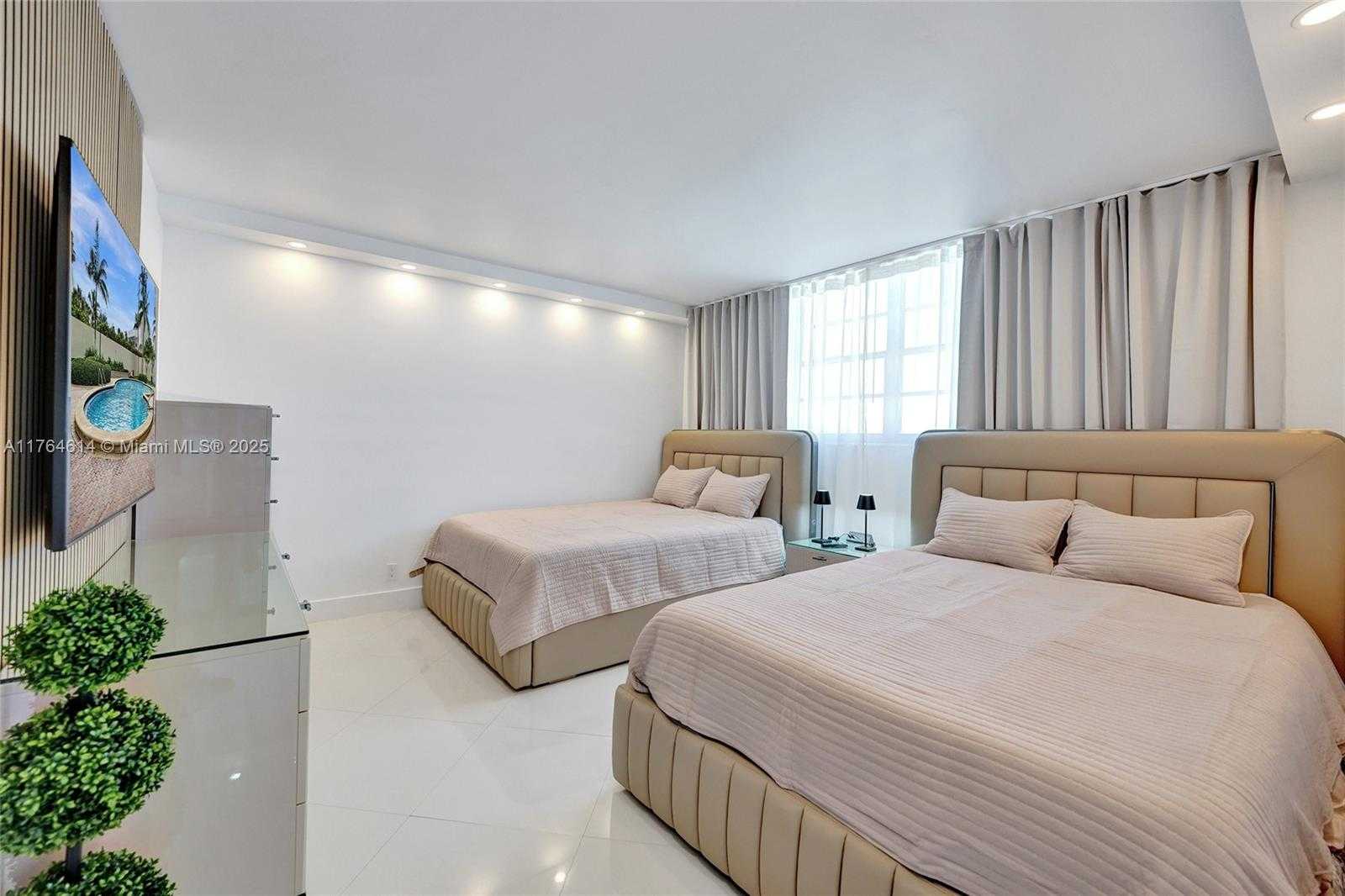 Small Image of 4001 SOUTH OCEAN DR #16P, Hollywood Number 33