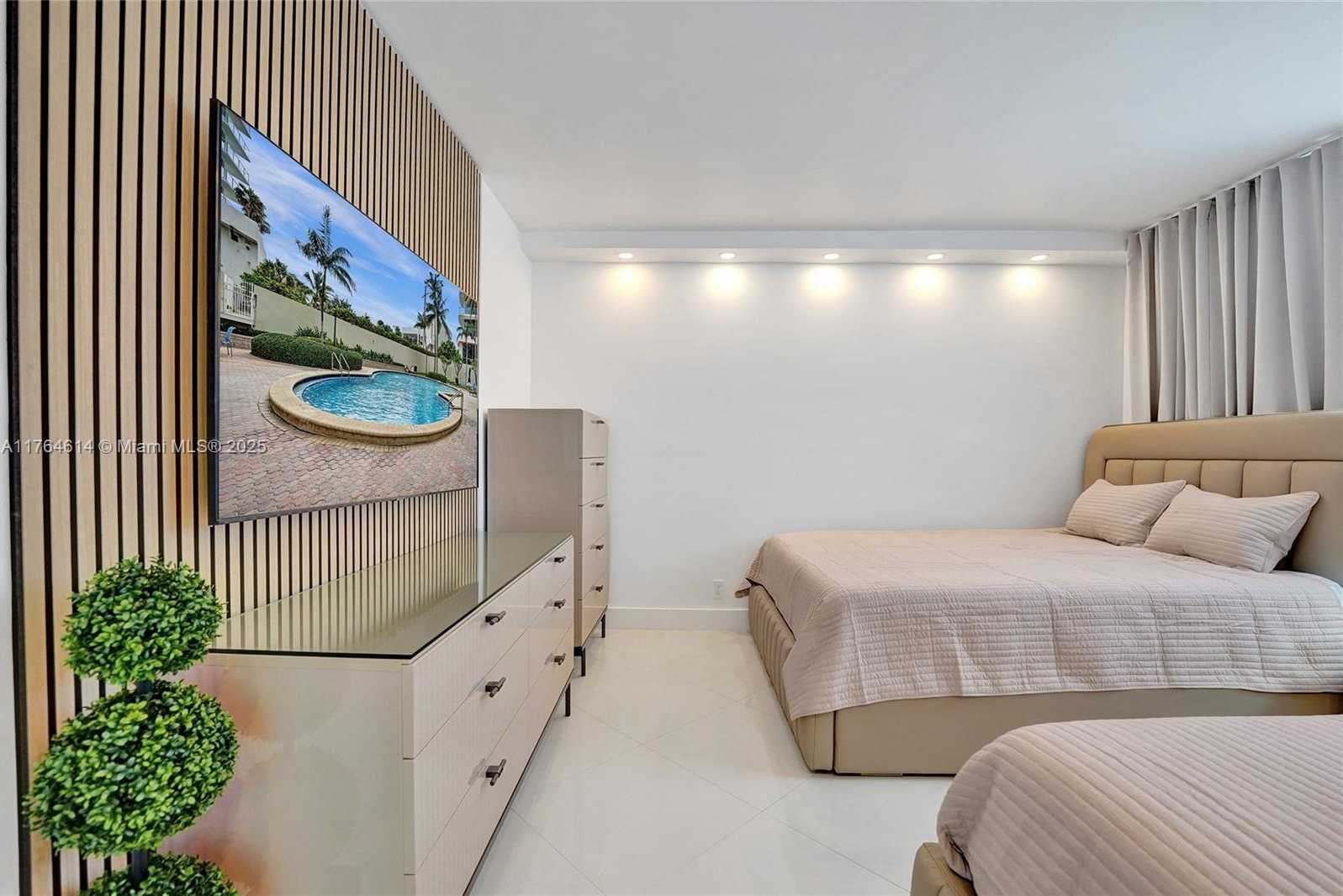 Small Image of 4001 SOUTH OCEAN DR #16P, Hollywood Number 34