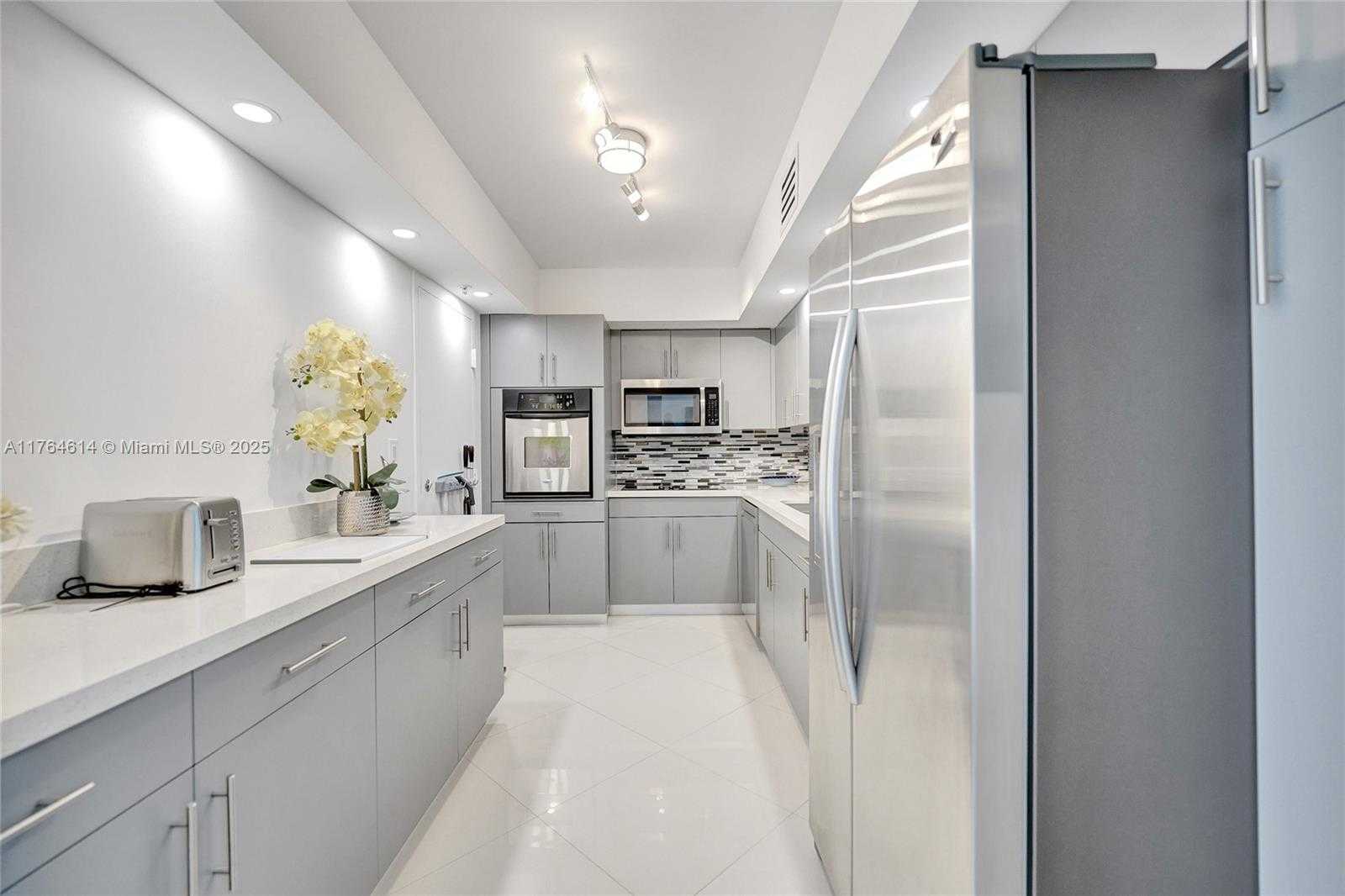 Small Image of 4001 SOUTH OCEAN DR #16P, Hollywood Number 48