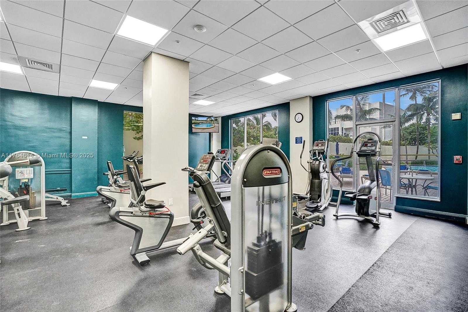 Small Image of 4001 SOUTH OCEAN DR #16P, Hollywood Number 68