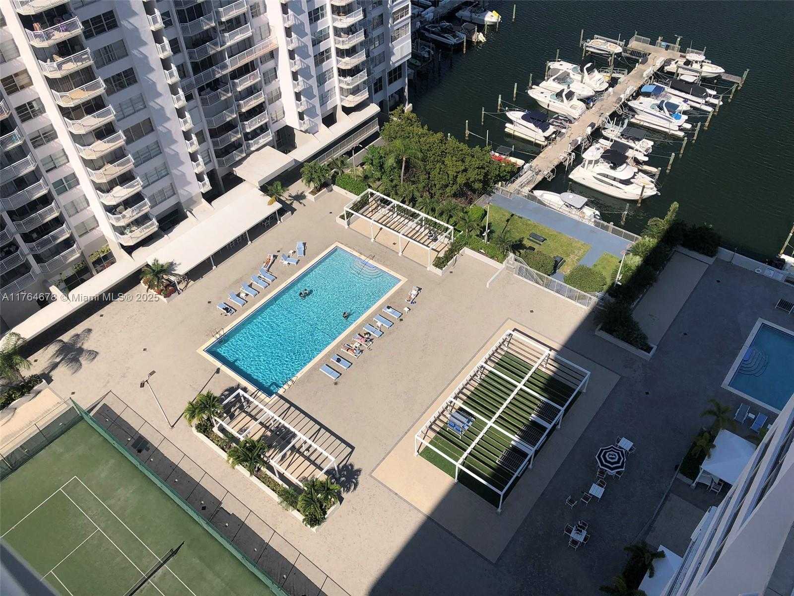 Small Image of 18041 BISCAYNE BLVD #PH02, Aventura Number 20