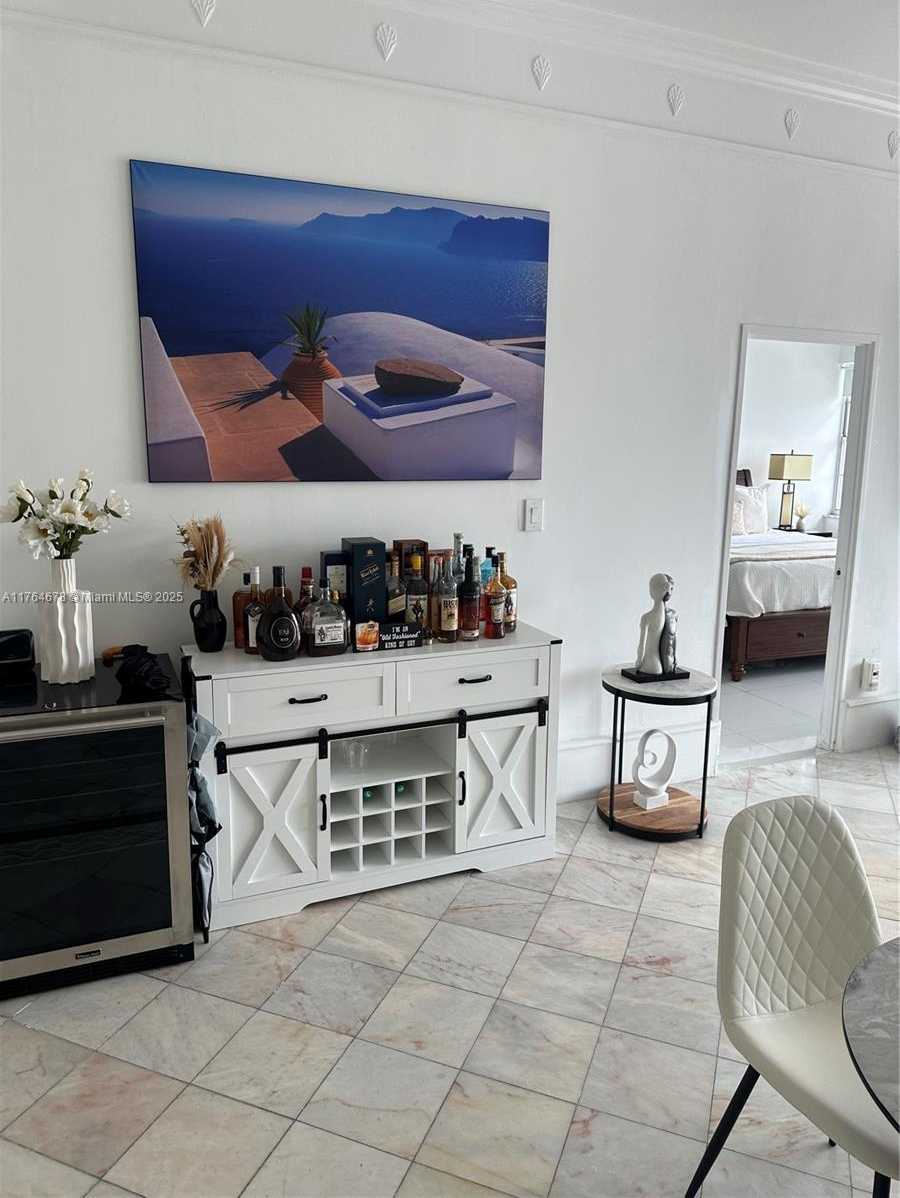Small Image of 18041 BISCAYNE BLVD #PH02, Aventura Number 5