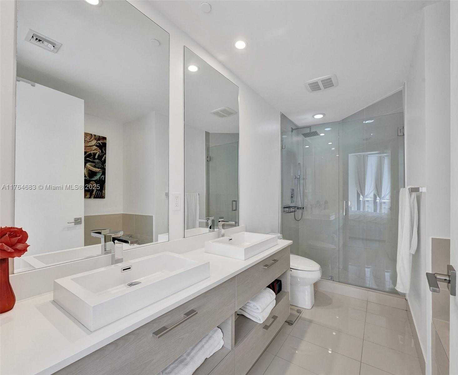 Small Image of 55 SOUTH WEST 9TH ST #1003, Miami Number 29
