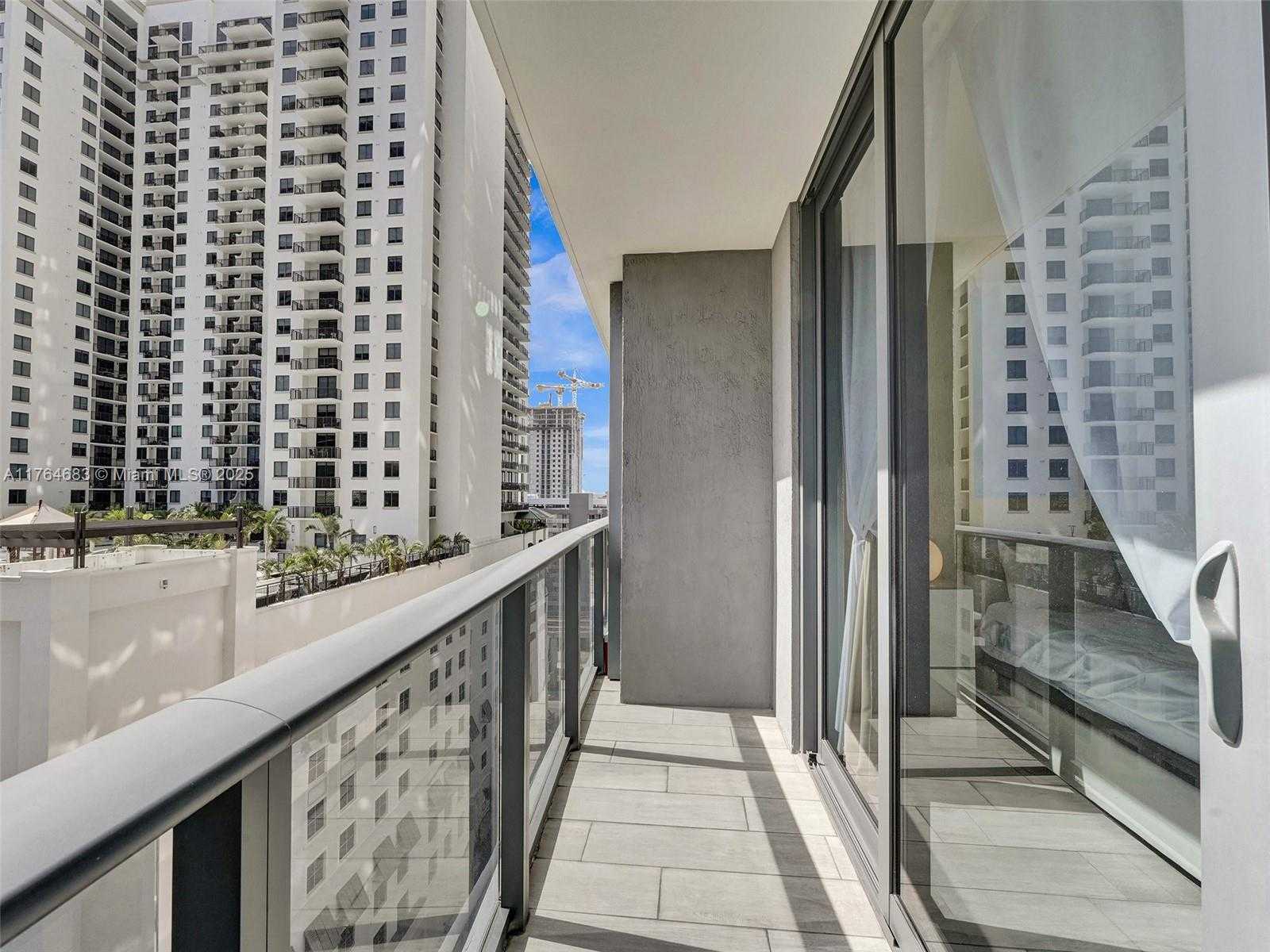 Small Image of 55 SOUTH WEST 9TH ST #1003, Miami Number 35