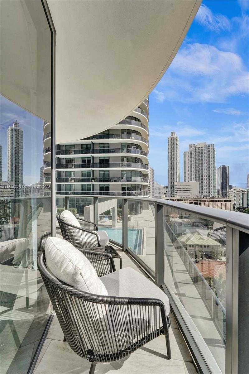 Small Image of 55 SOUTH WEST 9TH ST #1003, Miami Number 36