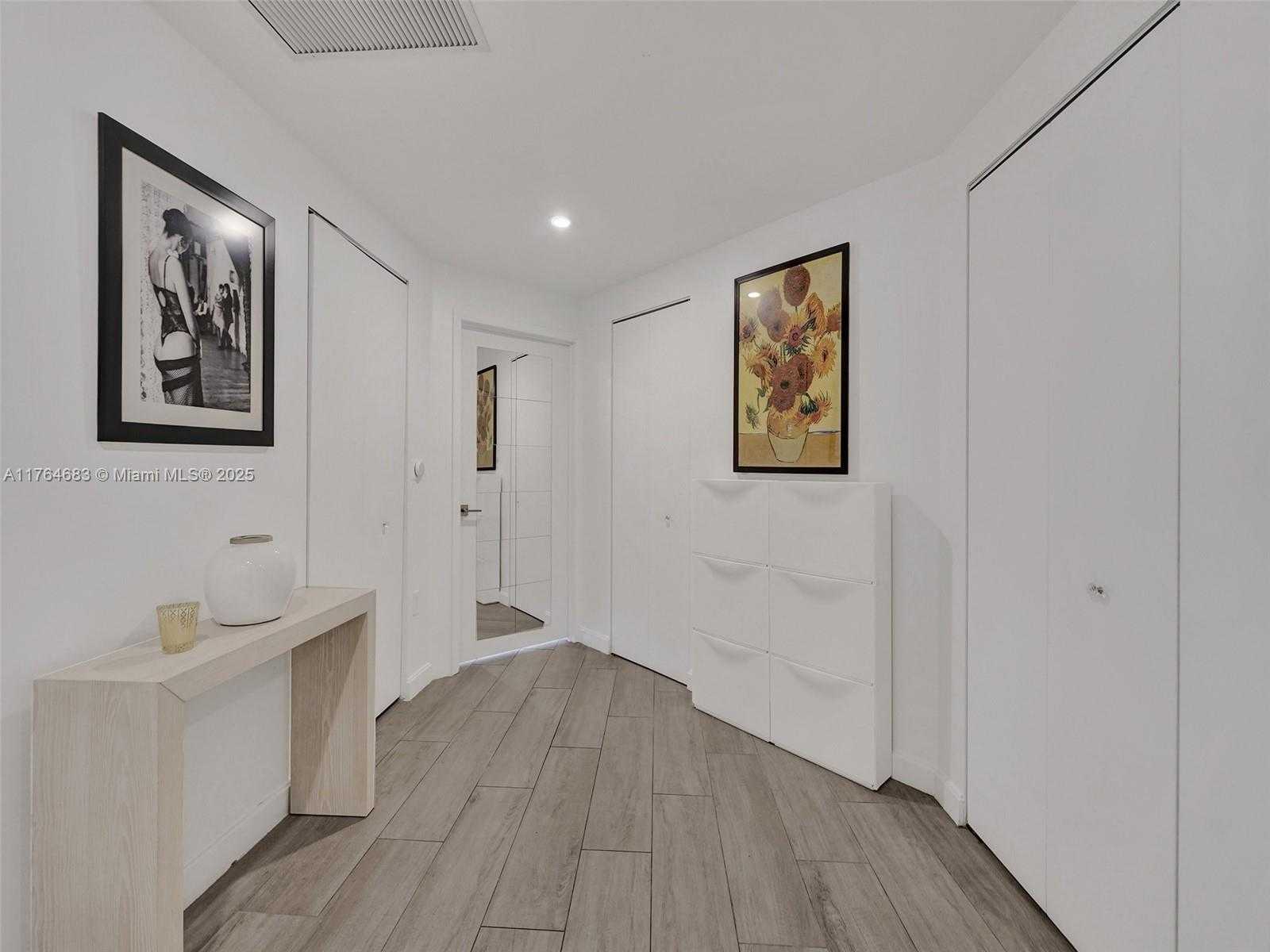 Small Image of 55 SOUTH WEST 9TH ST #1003, Miami Number 54