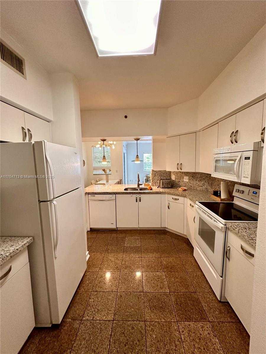 Small Image of 3215 NORTH EAST 184TH ST #14113, Aventura Number 6