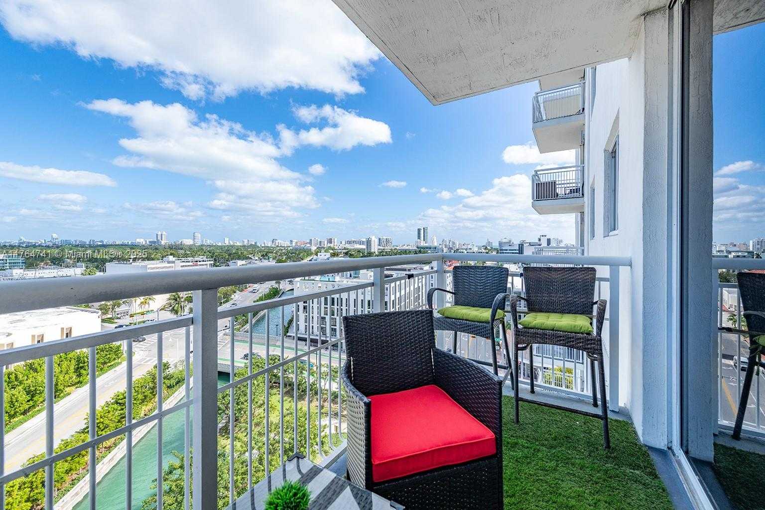 Small Image of 1688 #1105, Miami Beach Number 22