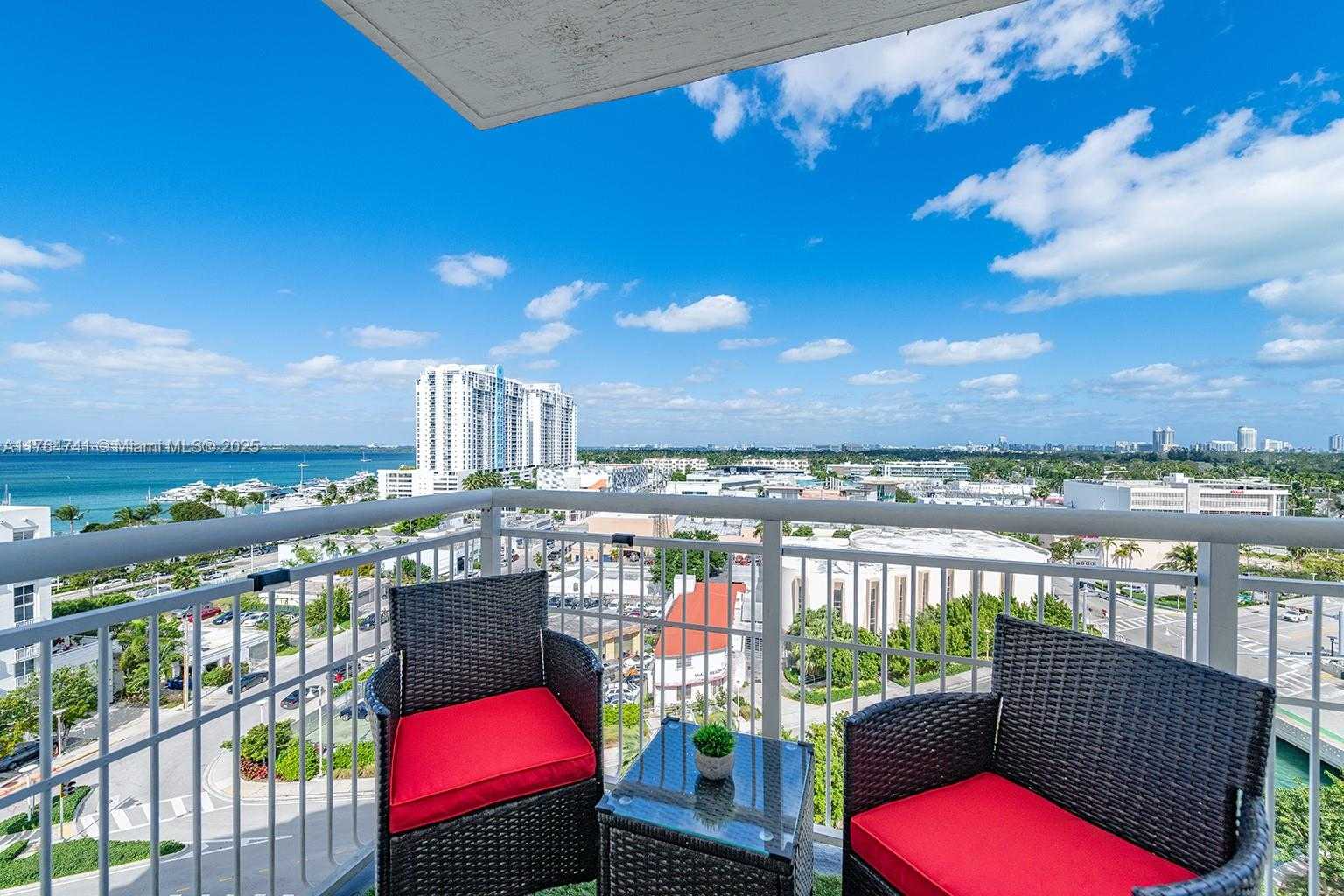 Small Image of 1688 #1105, Miami Beach Number 25