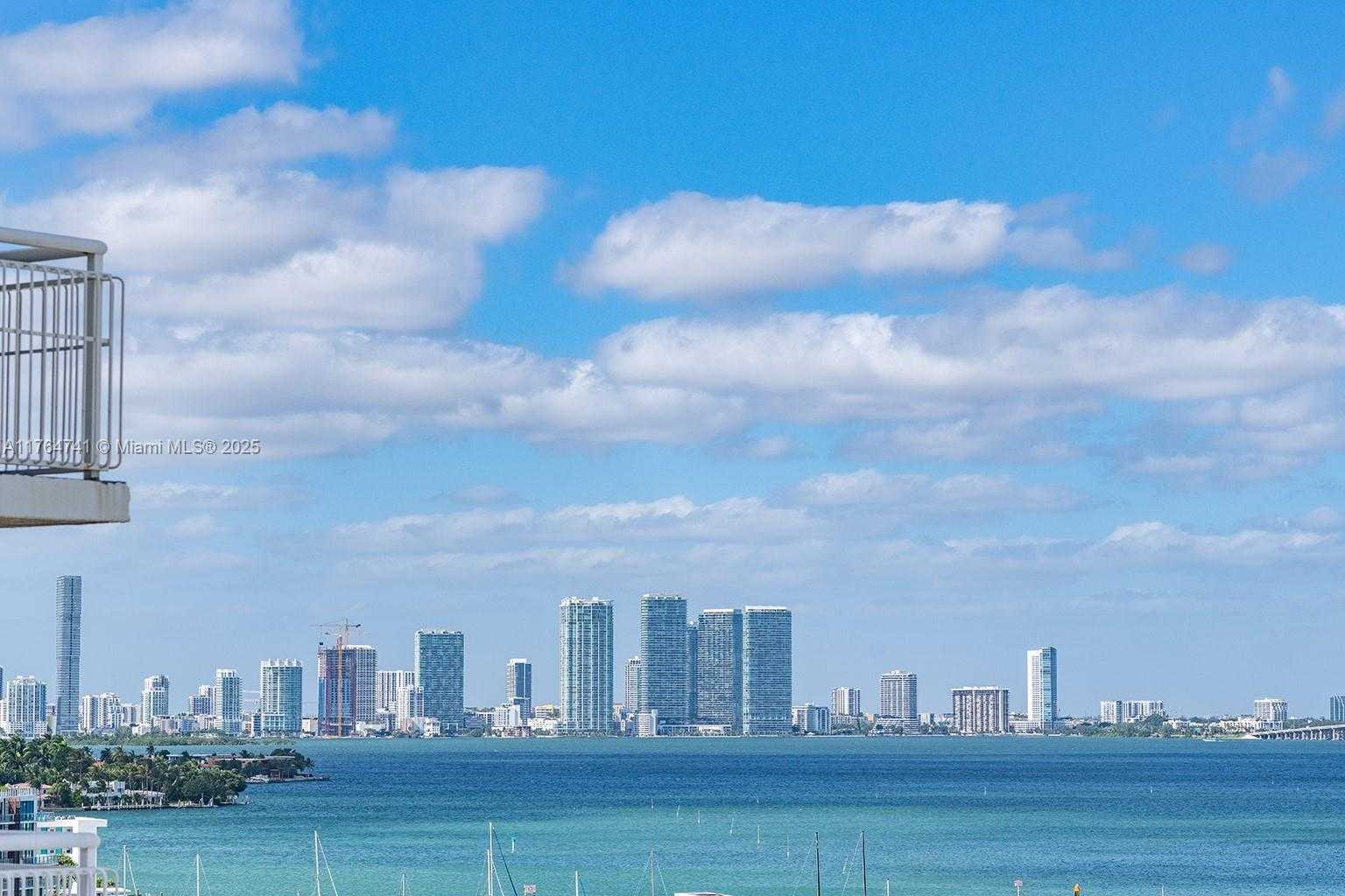 Small Image of 1688 #1105, Miami Beach Number 27