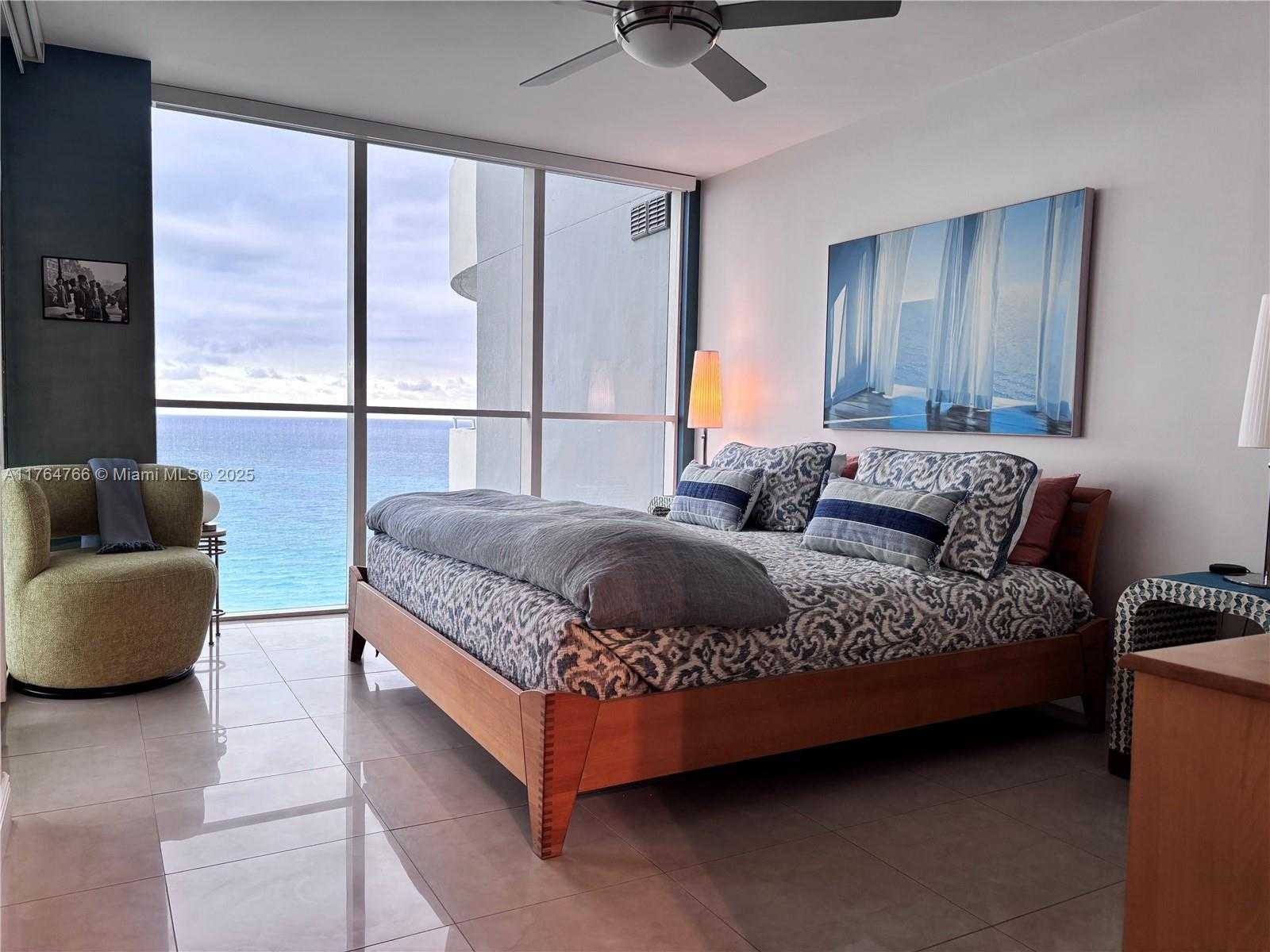 Small Image of 6301 COLLINS AVE #2208, Miami Beach Number 32