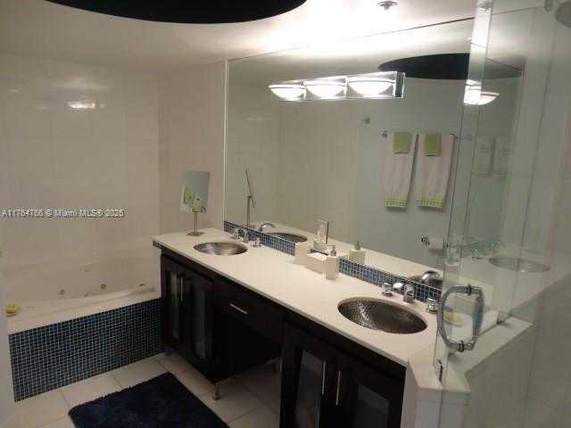 Small Image of 6301 COLLINS AVE #2208, Miami Beach Number 33