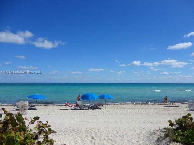 Small Image of 6301 COLLINS AVE #2208, Miami Beach Number 46