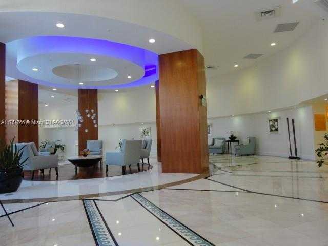 Small Image of 6301 COLLINS AVE #2208, Miami Beach Number 7