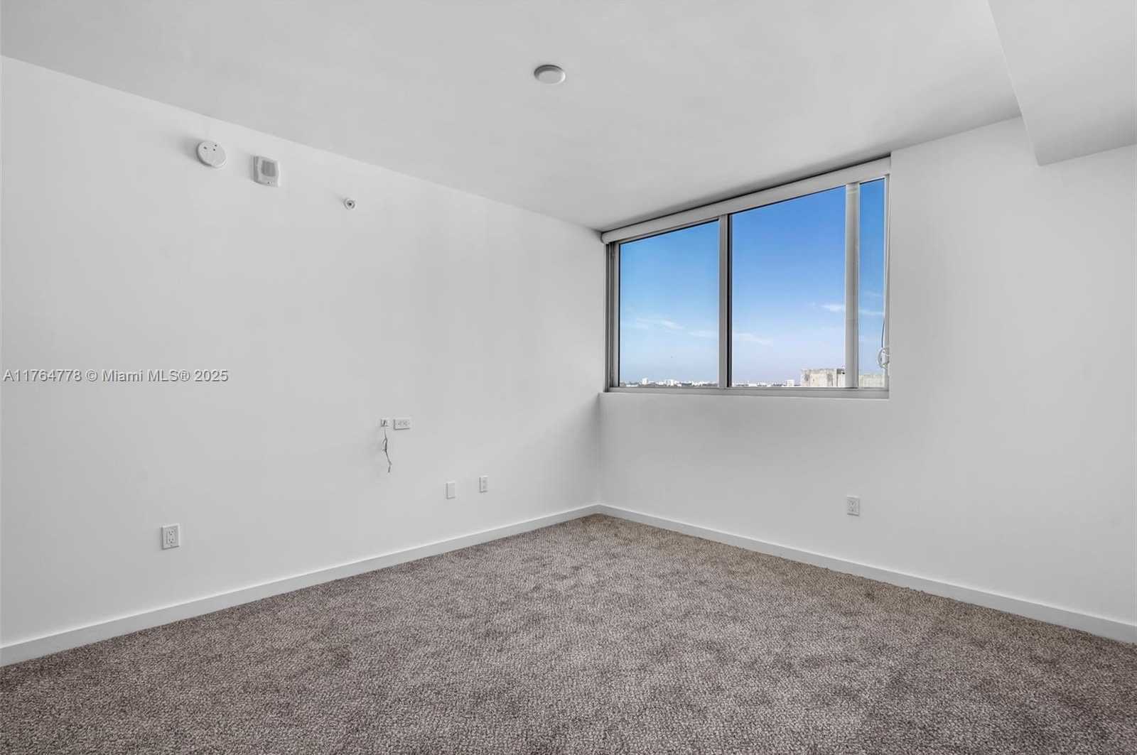 Small Image of 1600 SOUTH WEST 1ST AVE #1008, Miami Number 15