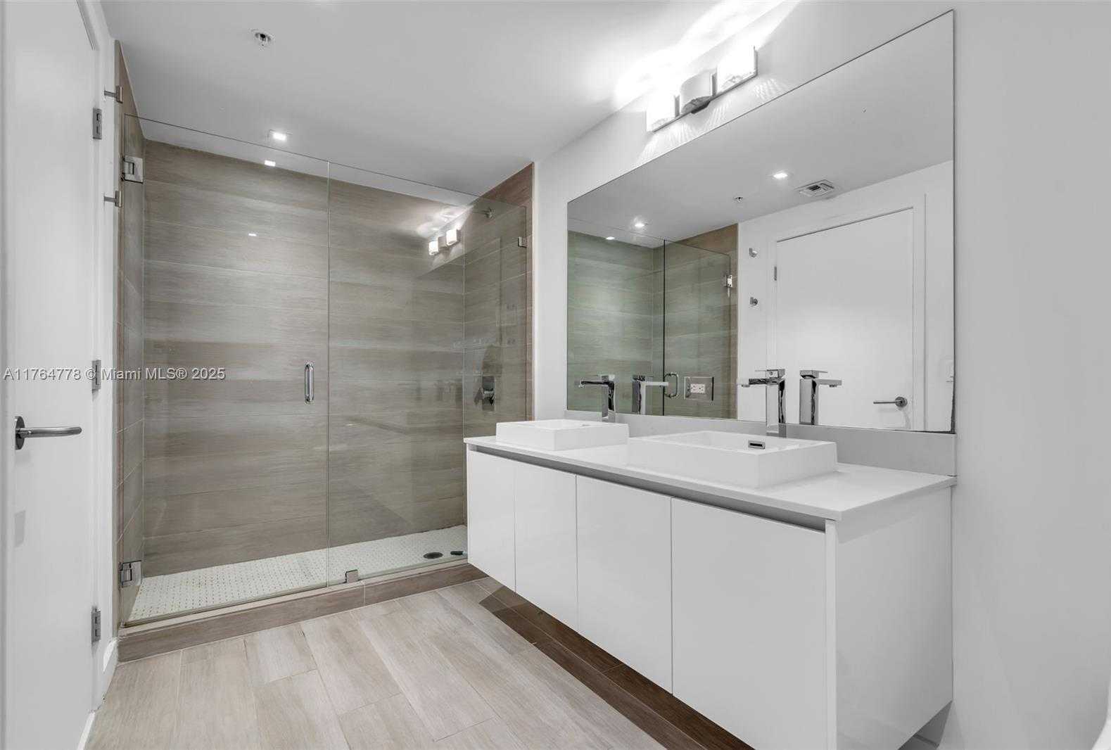 Small Image of 1600 SOUTH WEST 1ST AVE #1008, Miami Number 19