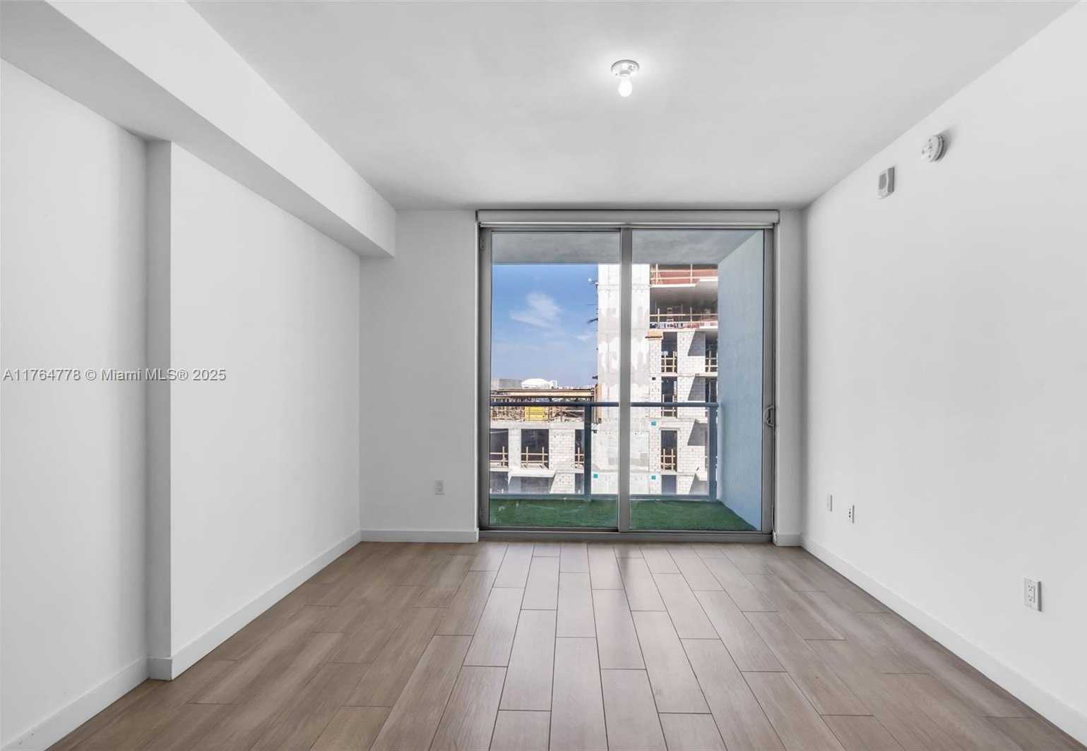 Small Image of 1600 SOUTH WEST 1ST AVE #1008, Miami Number 8