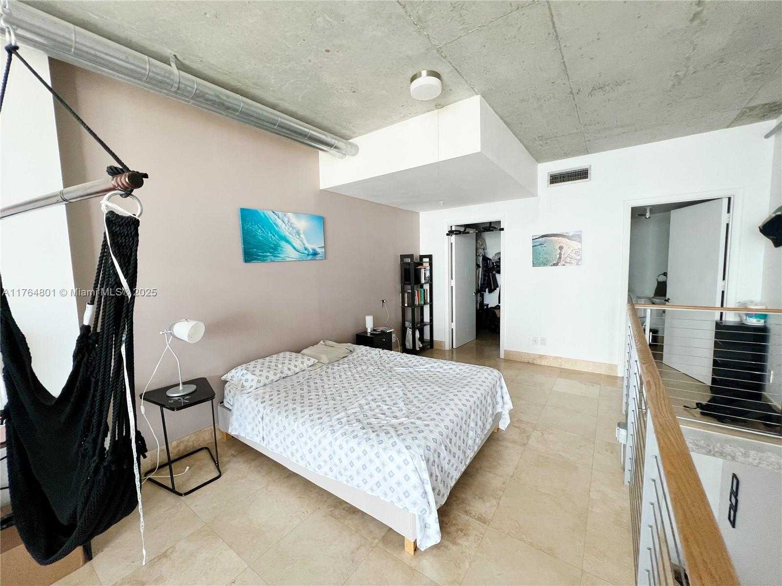 Small Image of 690 SOUTH WEST 1ST CT #3104, Miami Number 11