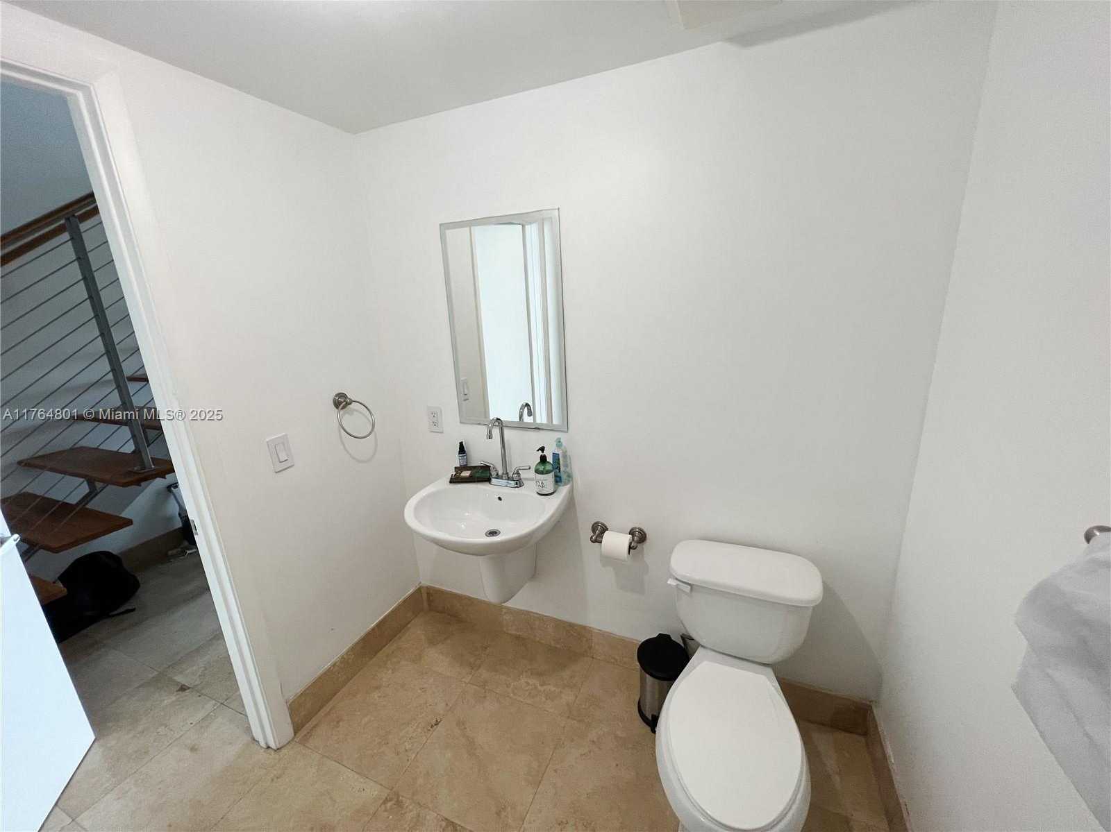 Small Image of 690 SOUTH WEST 1ST CT #3104, Miami Number 16