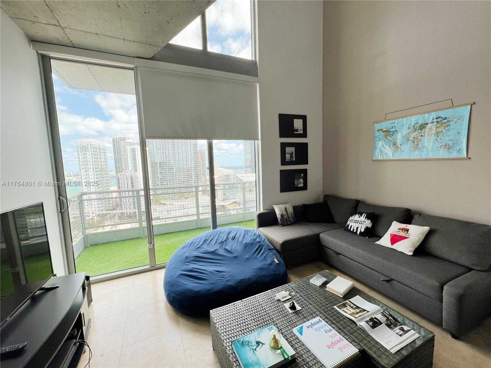 Small Image of 690 SOUTH WEST 1ST CT #3104, Miami Number 7