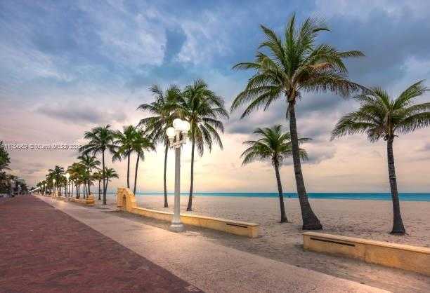 Small Image of 1501 SOUTH OCEAN DR #1006, Hollywood Number 23