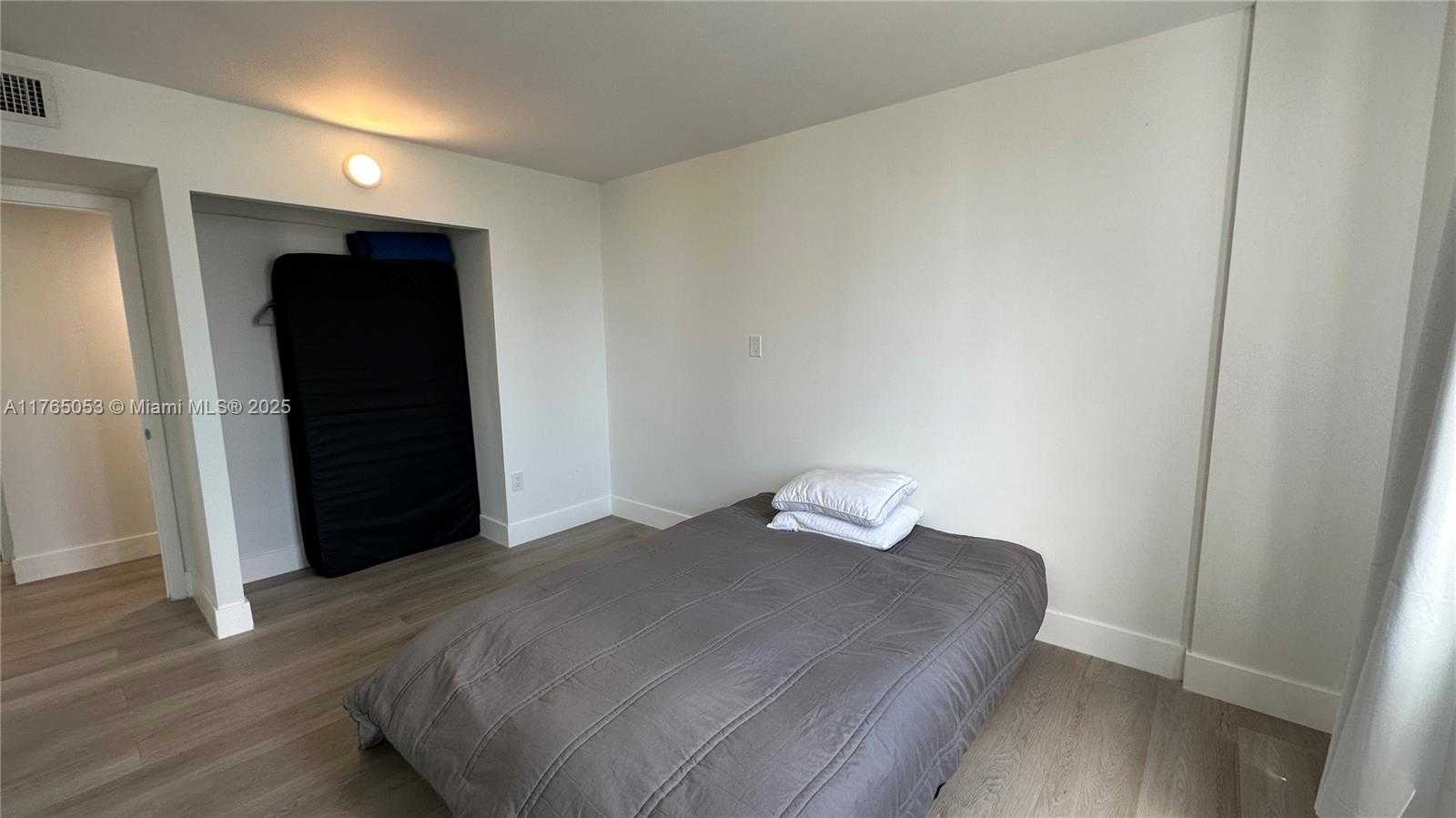 Small Image of 2851 NORTH EAST 183RD ST #1109E, Aventura Number 11