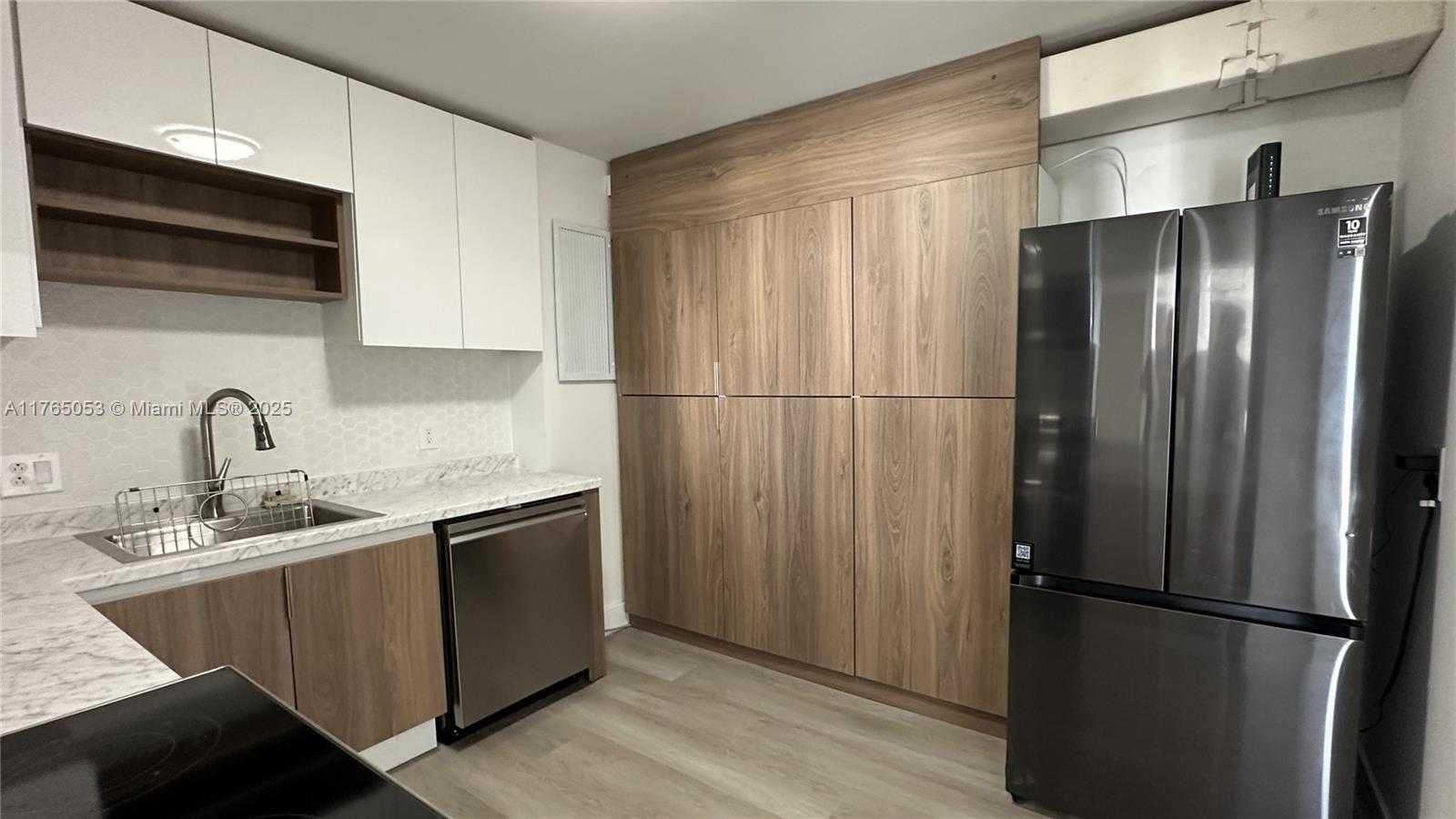 Small Image of 2851 NORTH EAST 183RD ST #1109E, Aventura Number 5