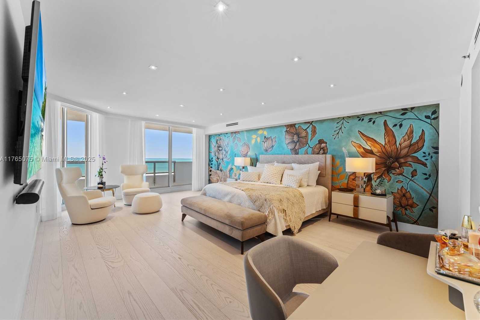Small Image of 5801 COLLINS AVE #600, Miami Beach Number 14