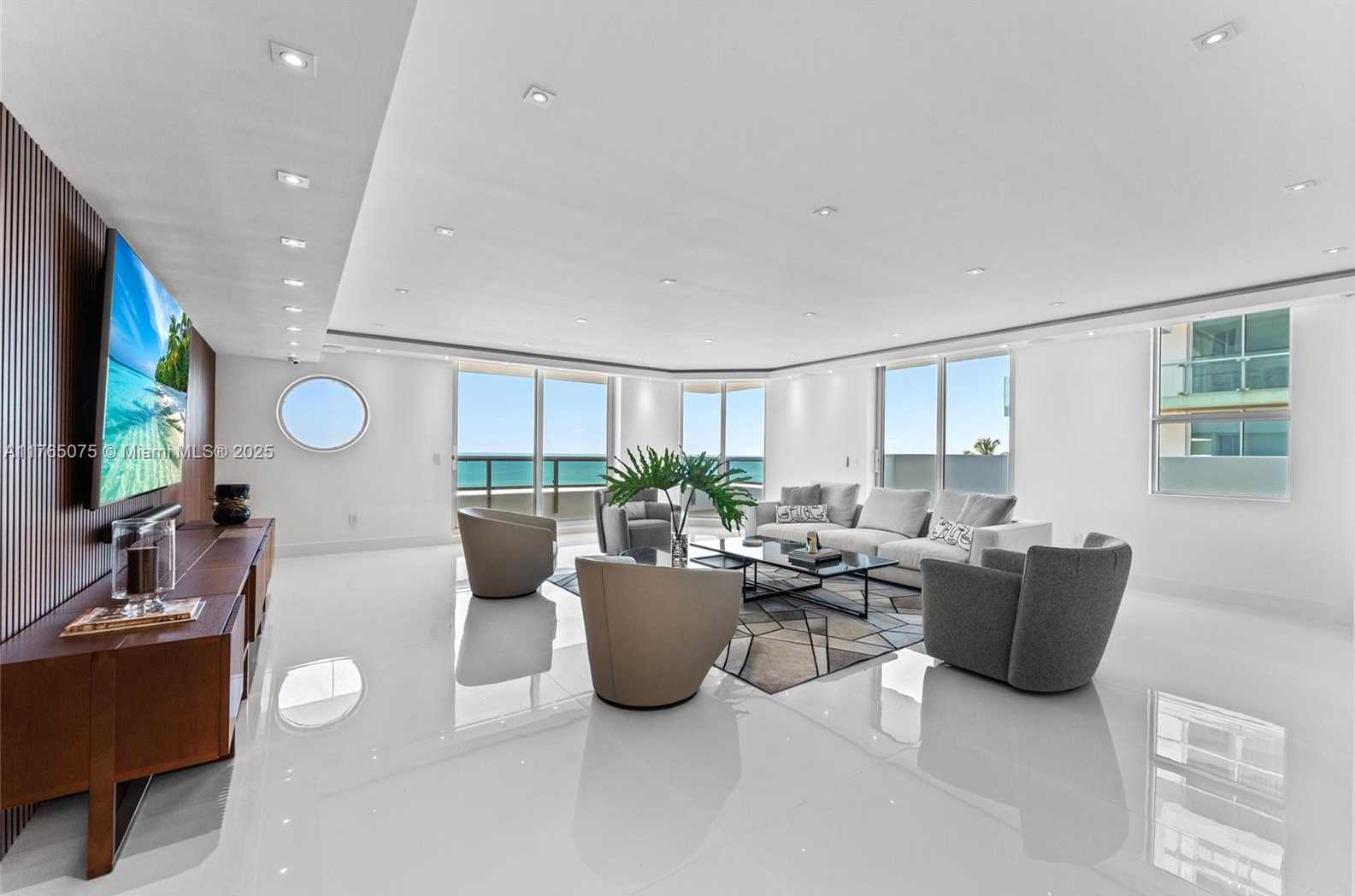 Small Image of 5801 COLLINS AVE #600, Miami Beach Number 2