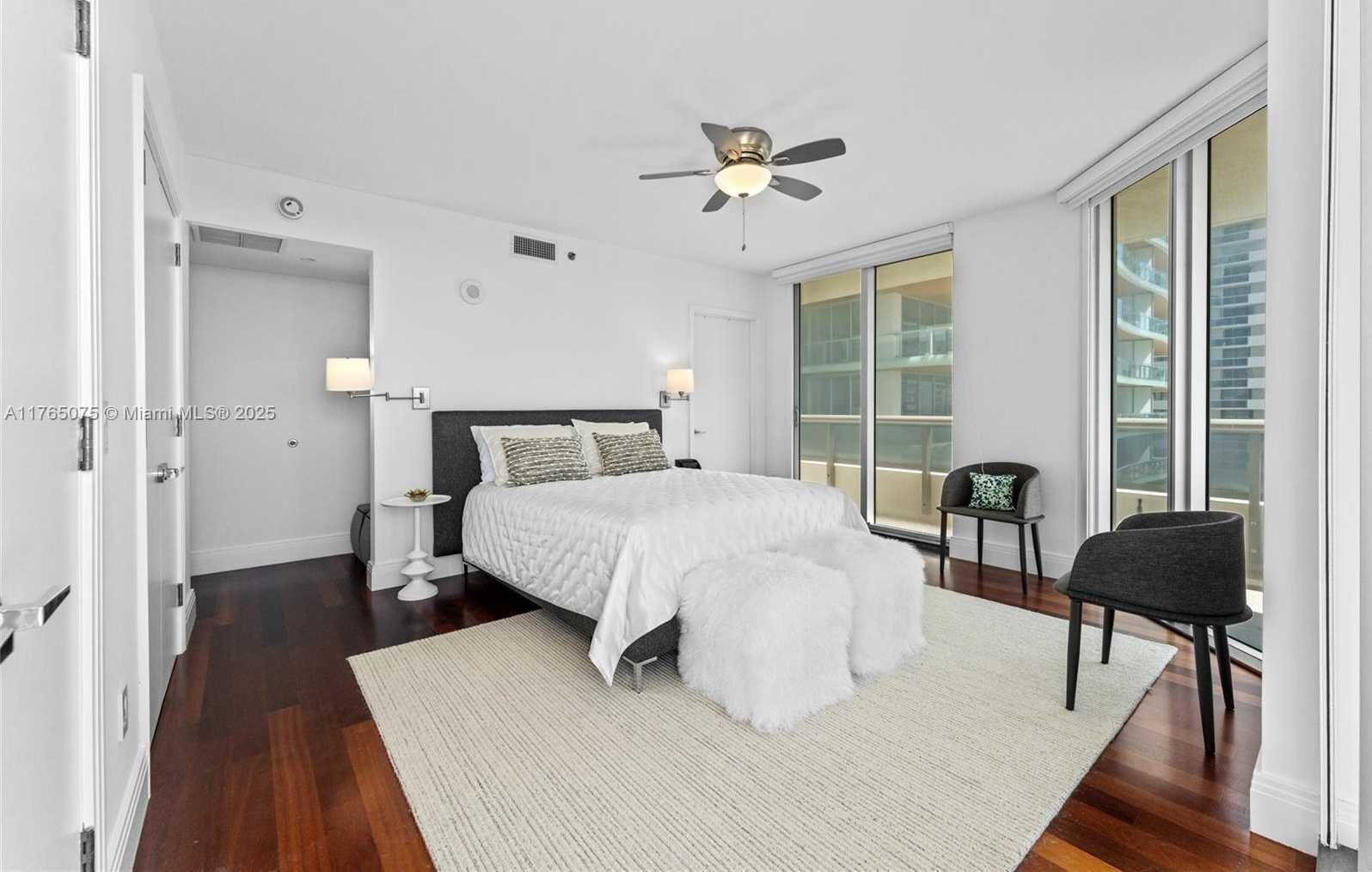 Small Image of 5801 COLLINS AVE #600, Miami Beach Number 25