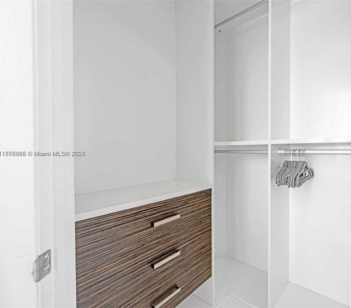 Small Image of 15811 COLLINS #4206, Sunny Isles Beach Number 41