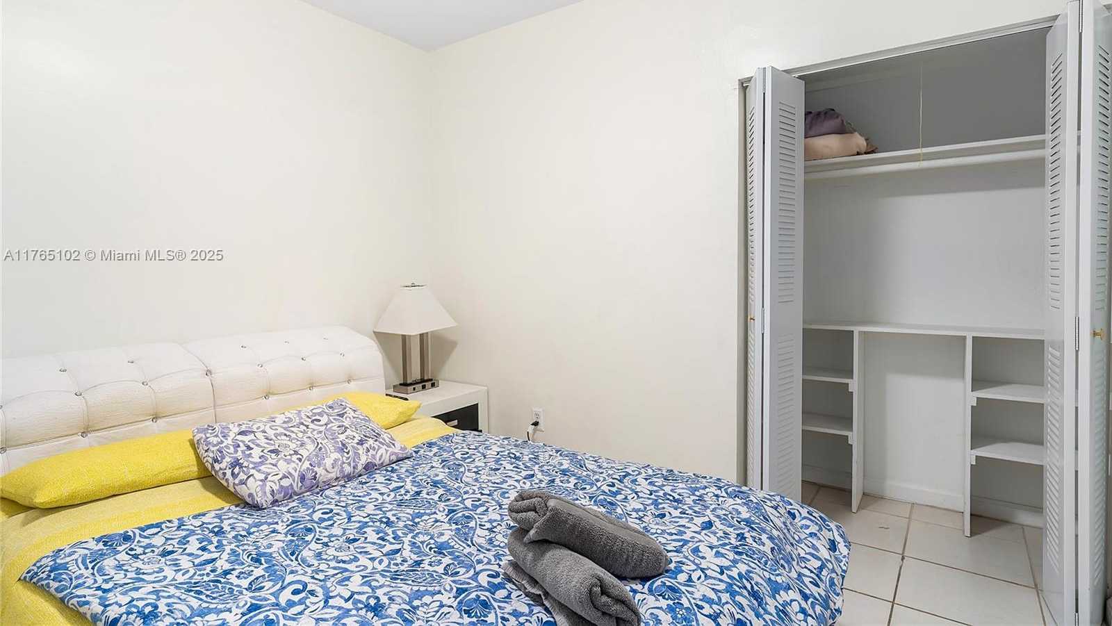 Small Image of 13521 NORTH EAST 1ST AVE, Miami Number 32