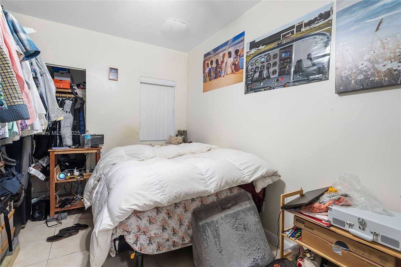 Small Image of 13521 NORTH EAST 1ST AVE, Miami Number 36