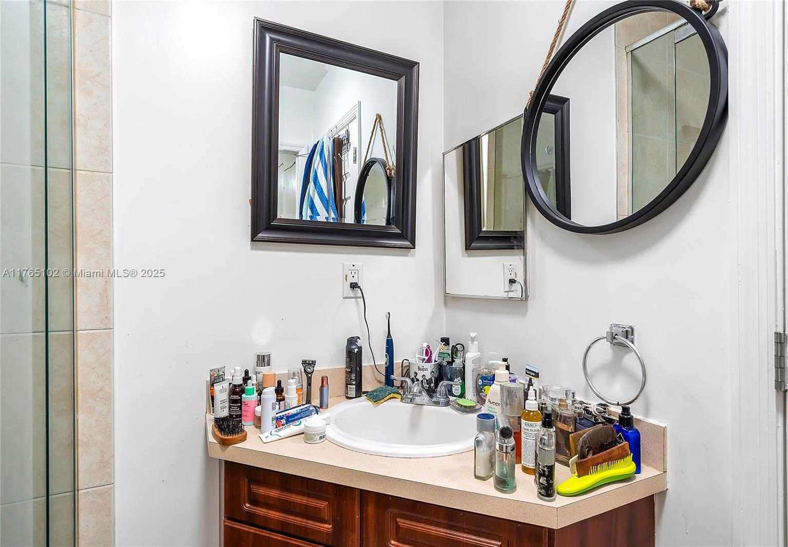 Small Image of 13521 NORTH EAST 1ST AVE, Miami Number 37