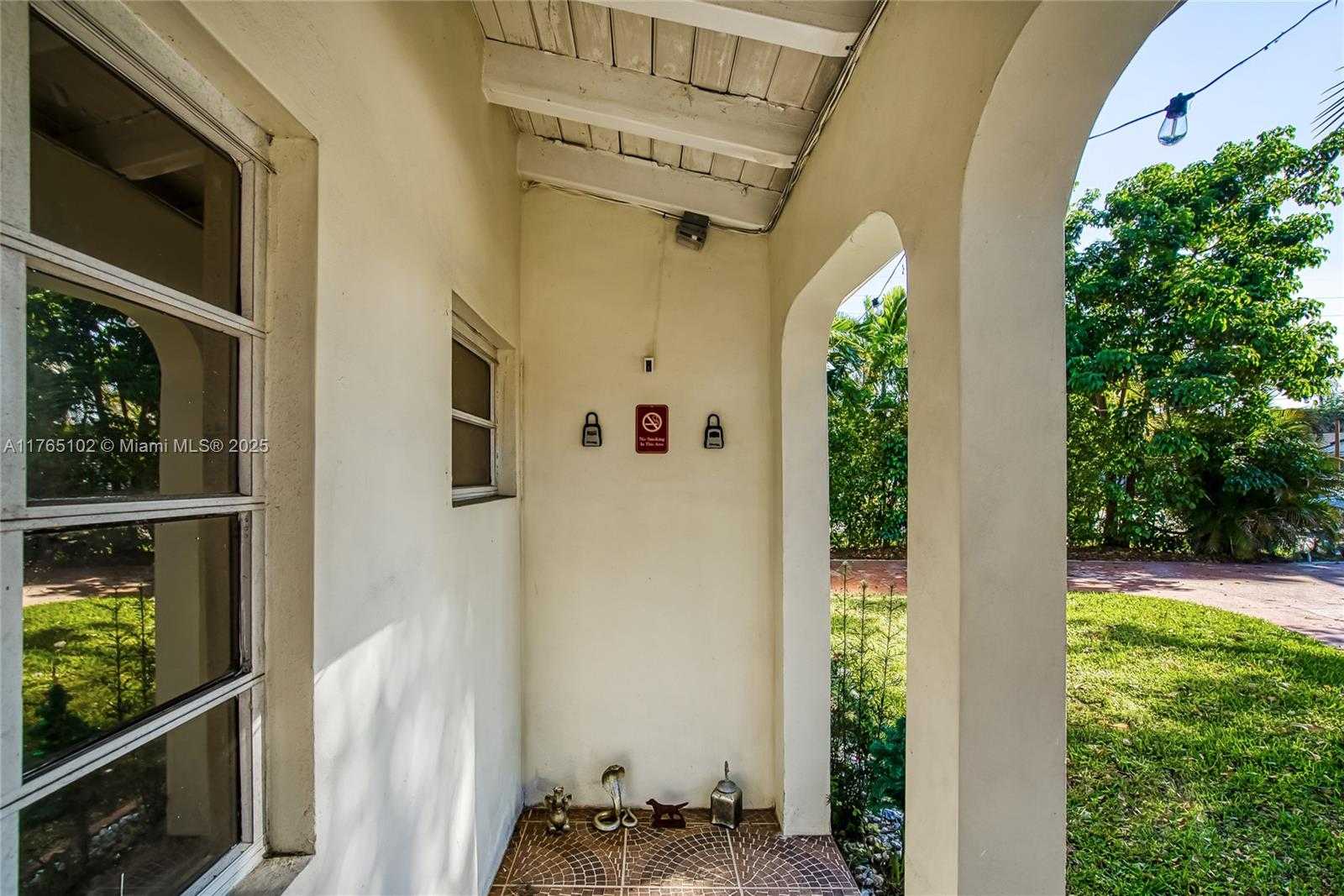 Small Image of 13521 NORTH EAST 1ST AVE, Miami Number 64