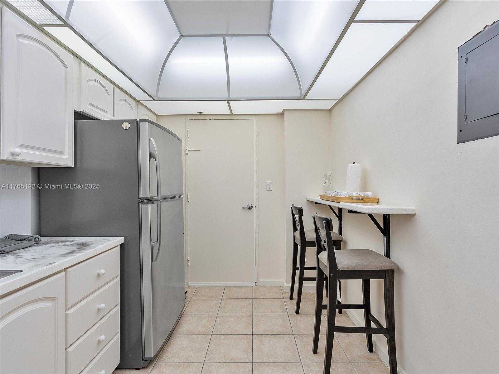 Small Image of 3801 SOUTH OCEAN DR #12S, Hollywood Number 13