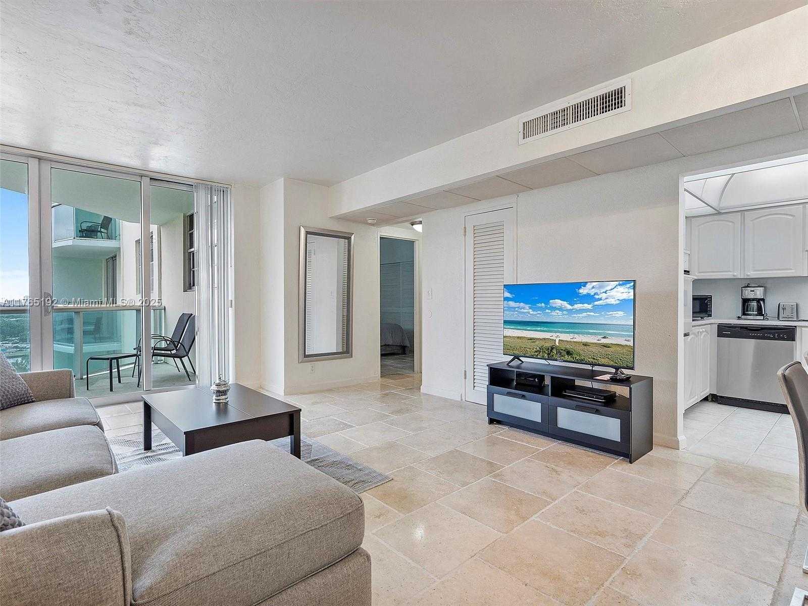 Small Image of 3801 SOUTH OCEAN DR #12S, Hollywood Number 2