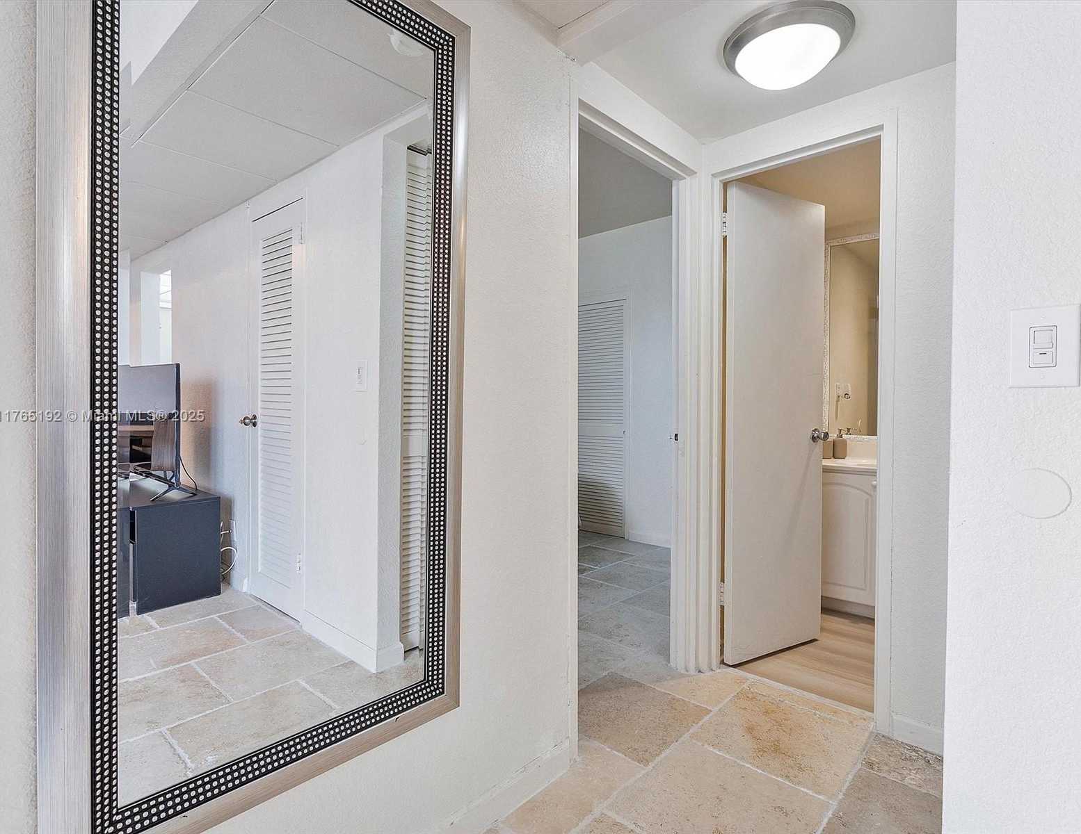 Small Image of 3801 SOUTH OCEAN DR #12S, Hollywood Number 21