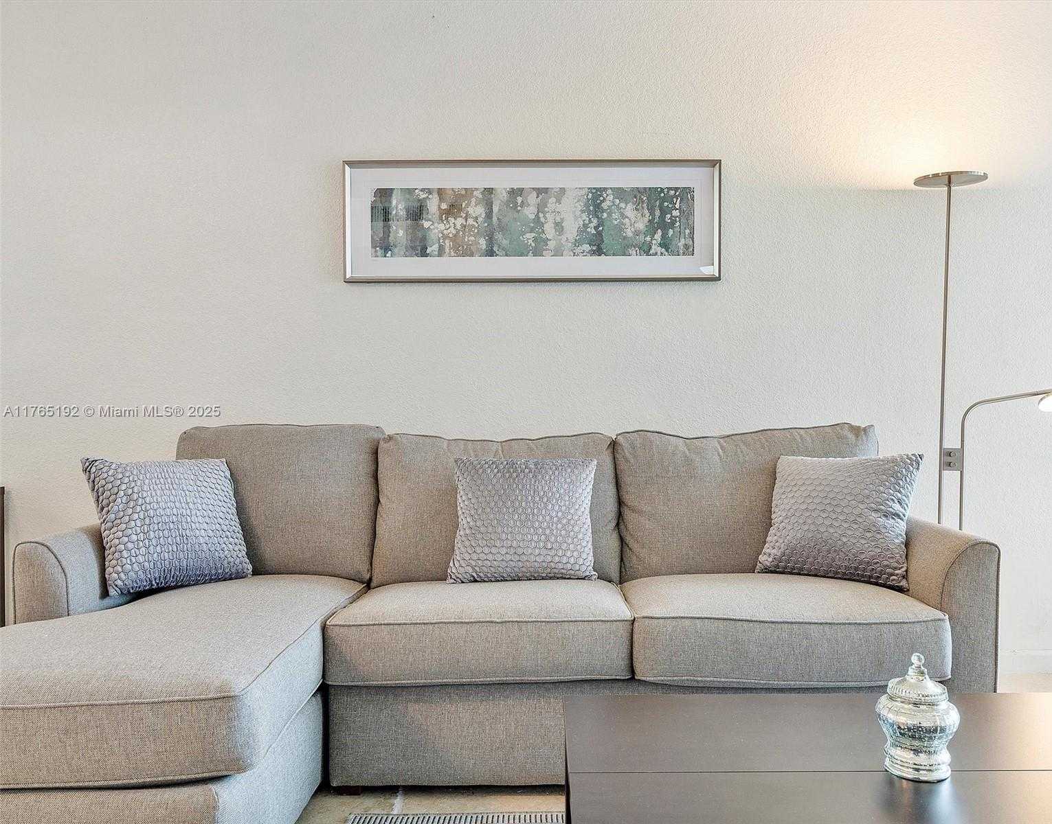Small Image of 3801 SOUTH OCEAN DR #12S, Hollywood Number 5