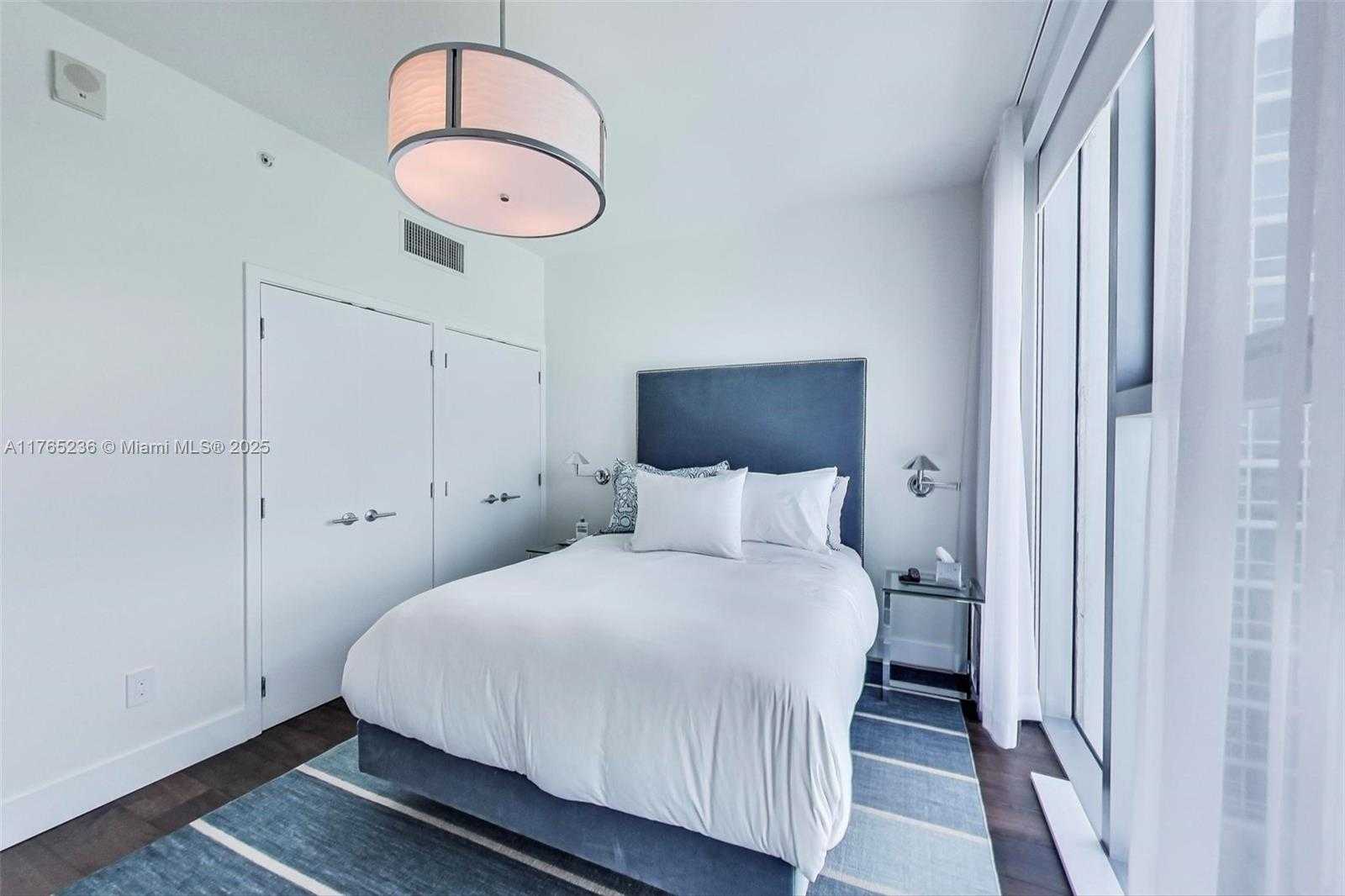 Small Image of 6899 COLLINS AVE #910, Miami Beach Number 23