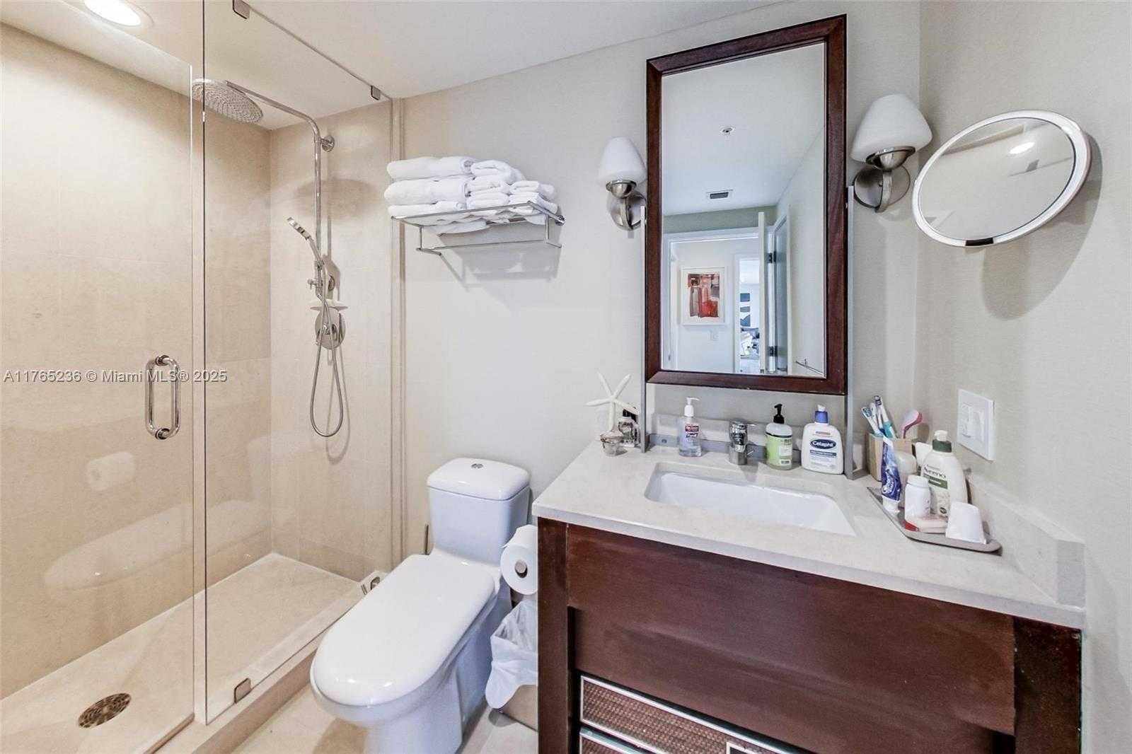 Small Image of 6899 COLLINS AVE #910, Miami Beach Number 26