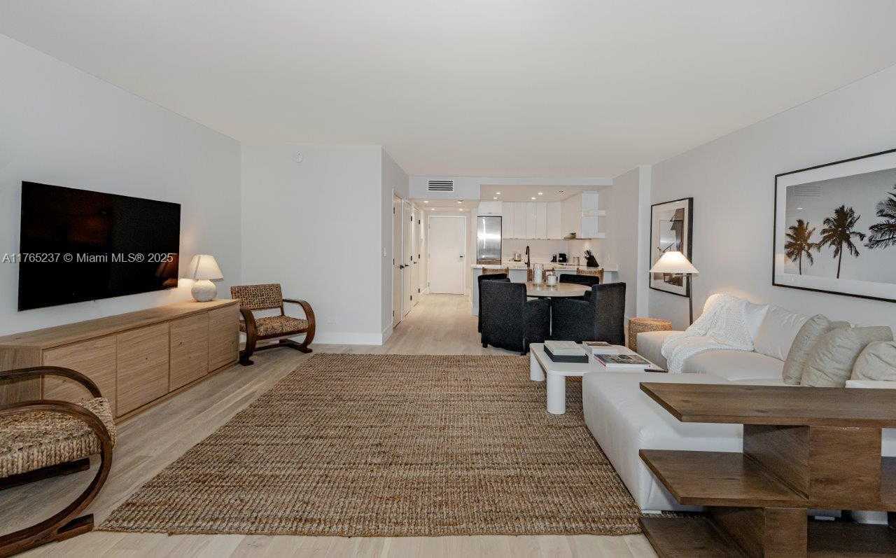 Small Image of 2301 COLLINS AVE #914, Miami Beach Number 19