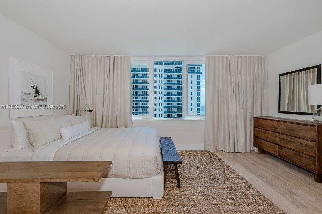 Small Image of 2301 COLLINS AVE #914, Miami Beach Number 8