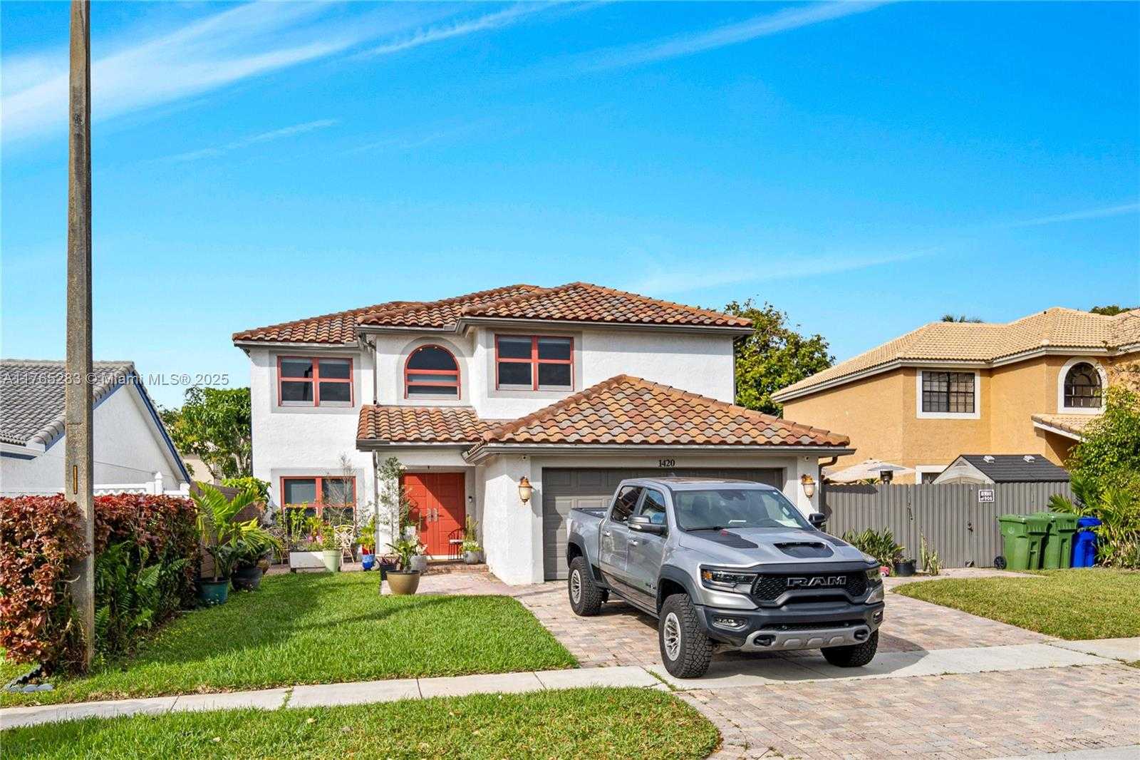 Small Image of 1420 SOUTH WEST 88TH AVE, Pembroke Pines Number 2