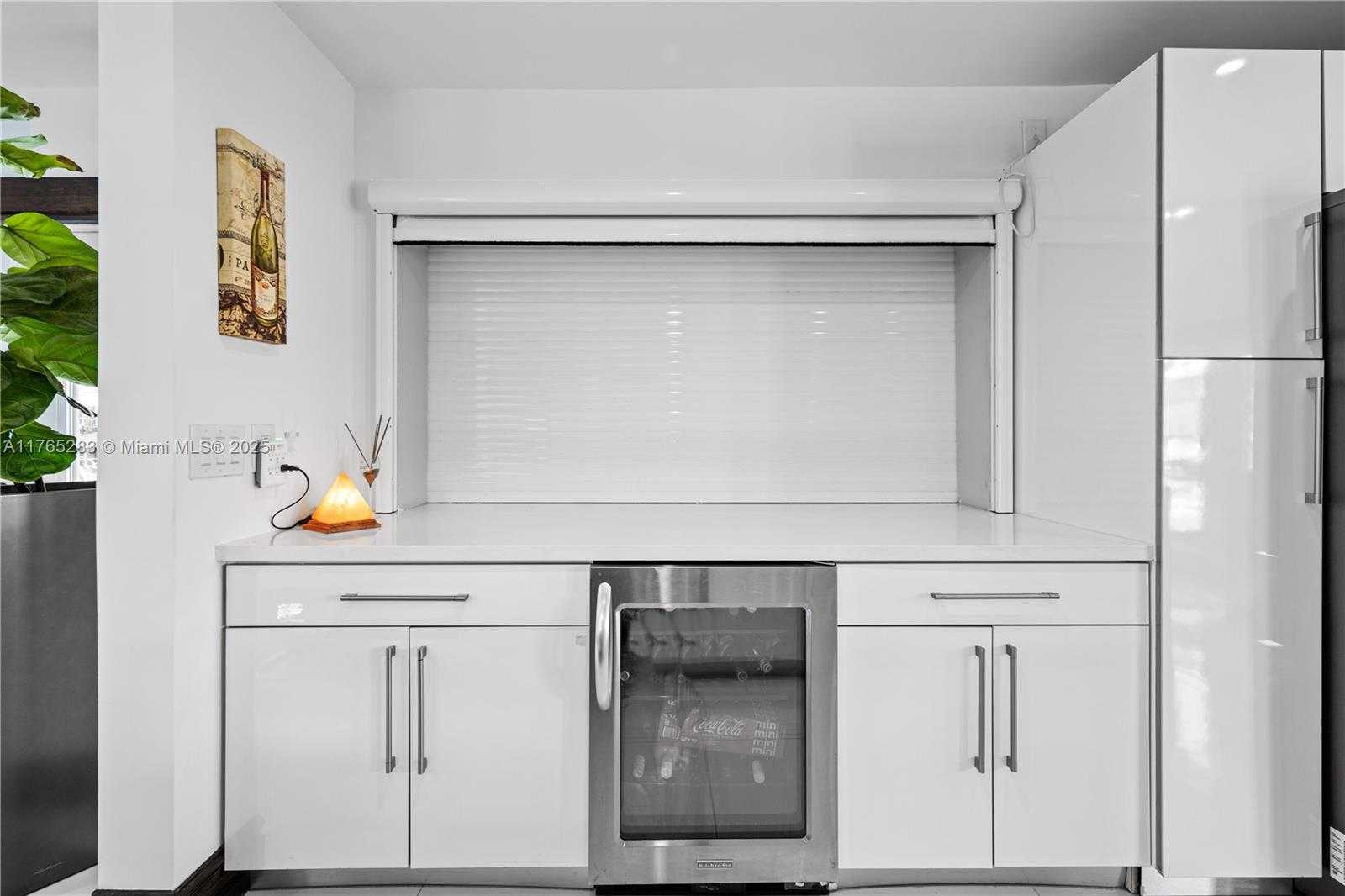 Small Image of 1420 SOUTH WEST 88TH AVE, Pembroke Pines Number 26