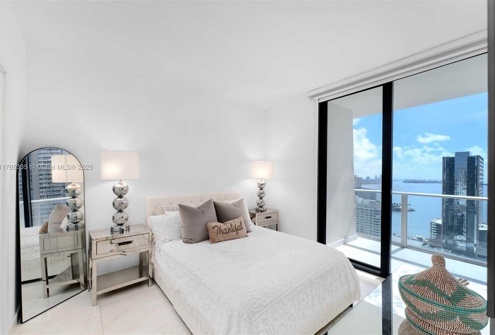 Small Image of 1010 BRICKELL AVE #3003, Miami Number 16