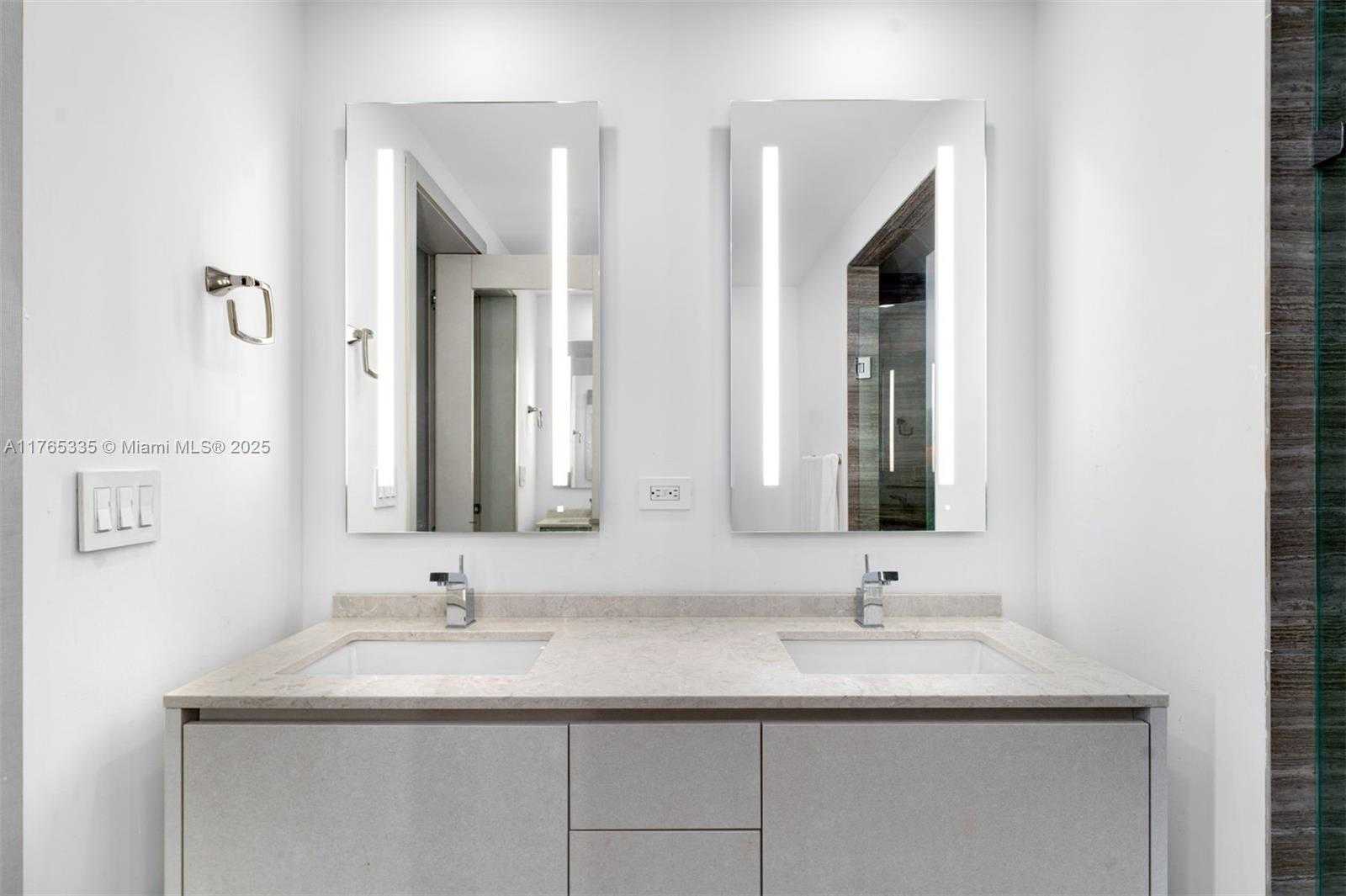 Small Image of 1010 BRICKELL AVE #3003, Miami Number 20