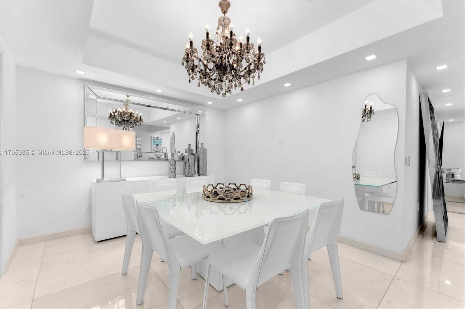 Small Image of 1010 BRICKELL AVE #3003, Miami Number 7
