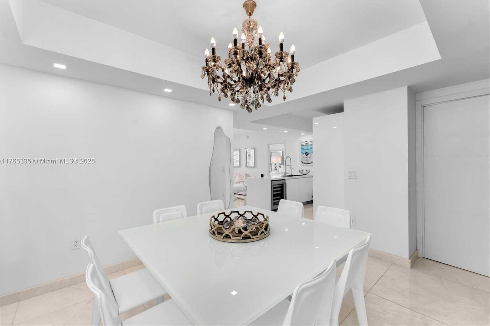Small Image of 1010 BRICKELL AVE #3003, Miami Number 8