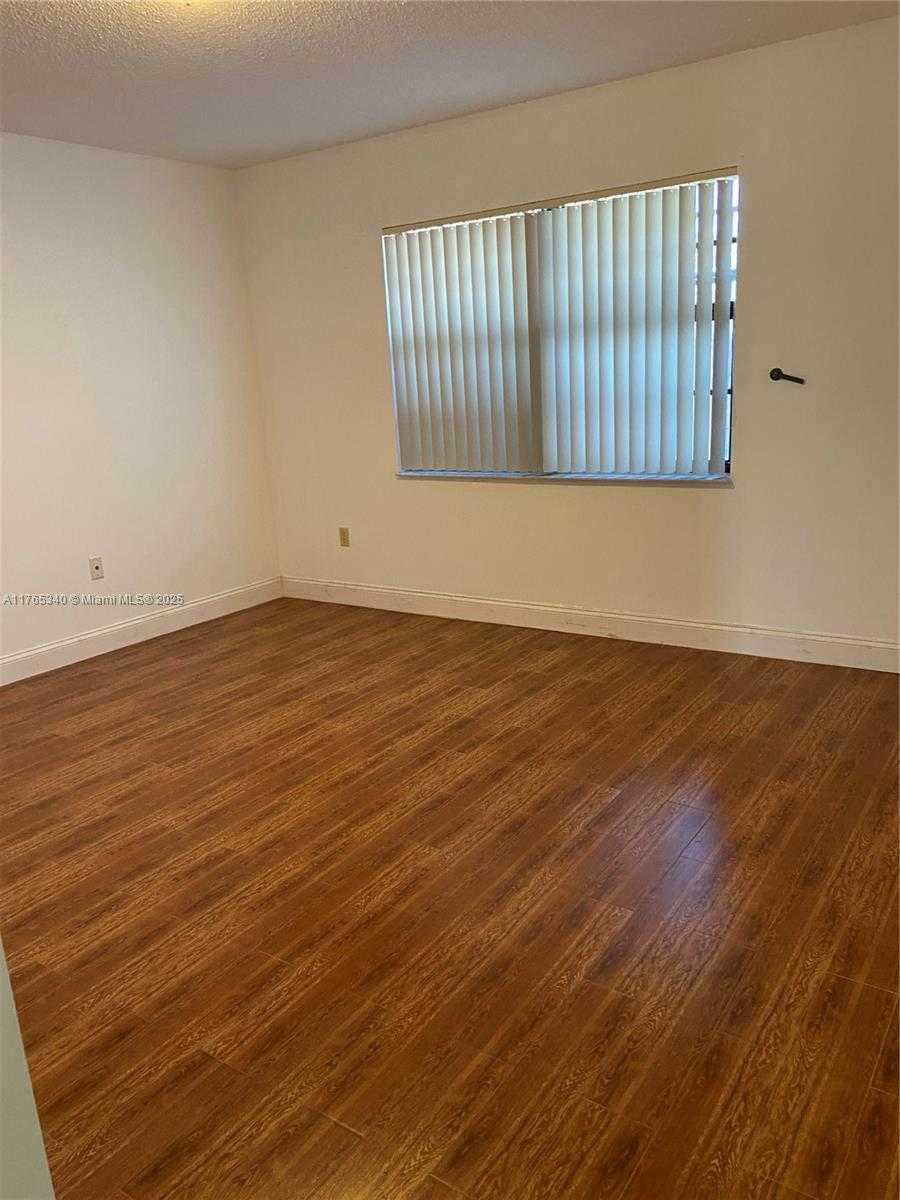 Small Image of 4903 SOUTH WEST 144TH CT #-, Miami Number 34